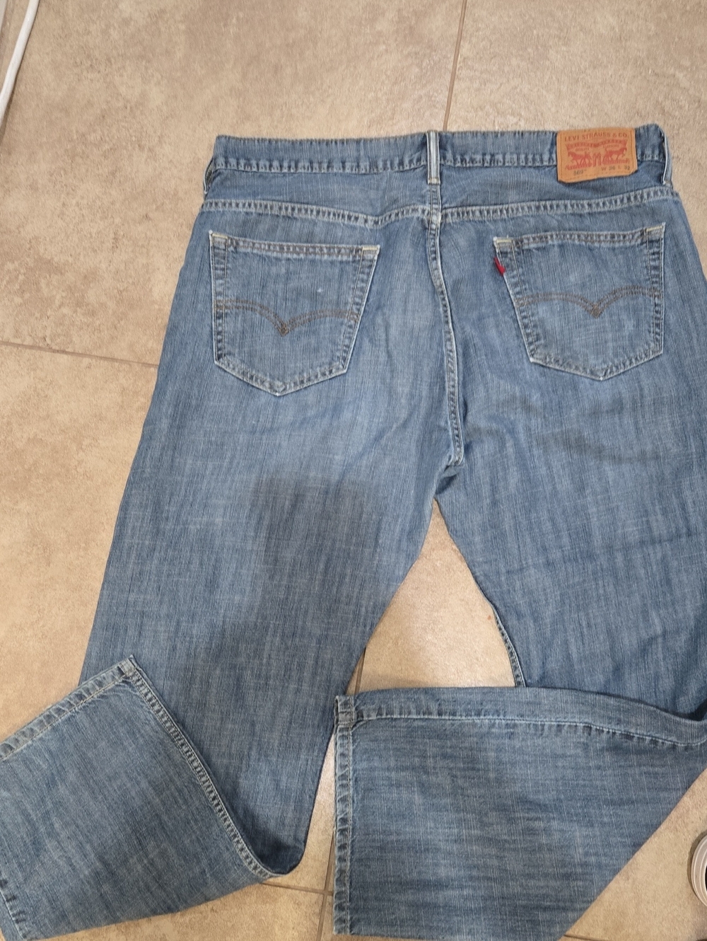 Levi's 569 Men's Medium Blue Relaxed Straight Jeans 36x32
